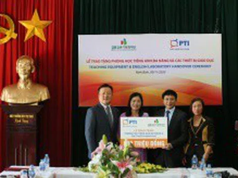 PTI bàn giao phòng học Tiếng Anh đa năng và trao tặng thiết bị giảng dạy tại Ninh Bình