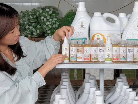 Nước tẩy rửa từ rác nông sản thân thiện với môi trường