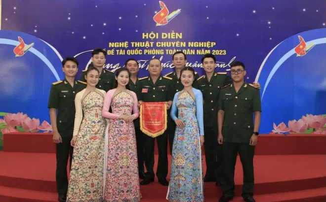 Dấu ấn Đoàn Văn công Quân khu 7 tại Hội diễn nghệ thuật chuyên nghiệp 2023