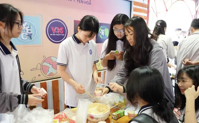 Viện Khoa học Giáo dục Toàn cầu tư vấn hướng nghiệp cho học sinh Trường THPT Yên Hoà