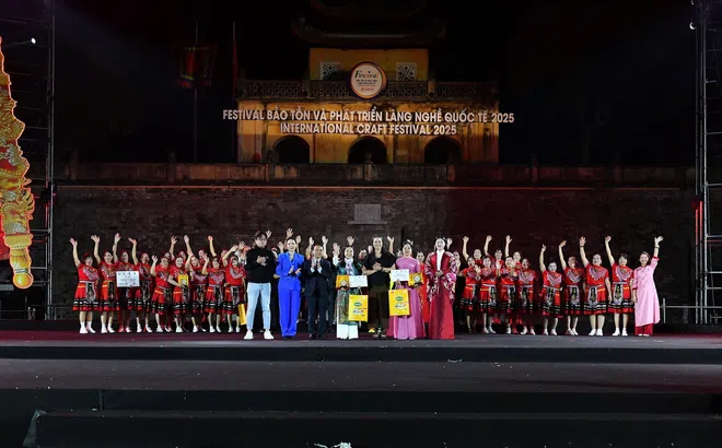 Hội Diễn Dân vũ Quốc tế 2025: Xã Hưng Đạo (Hà Nội) lên ngôi vô địch toàn đoàn